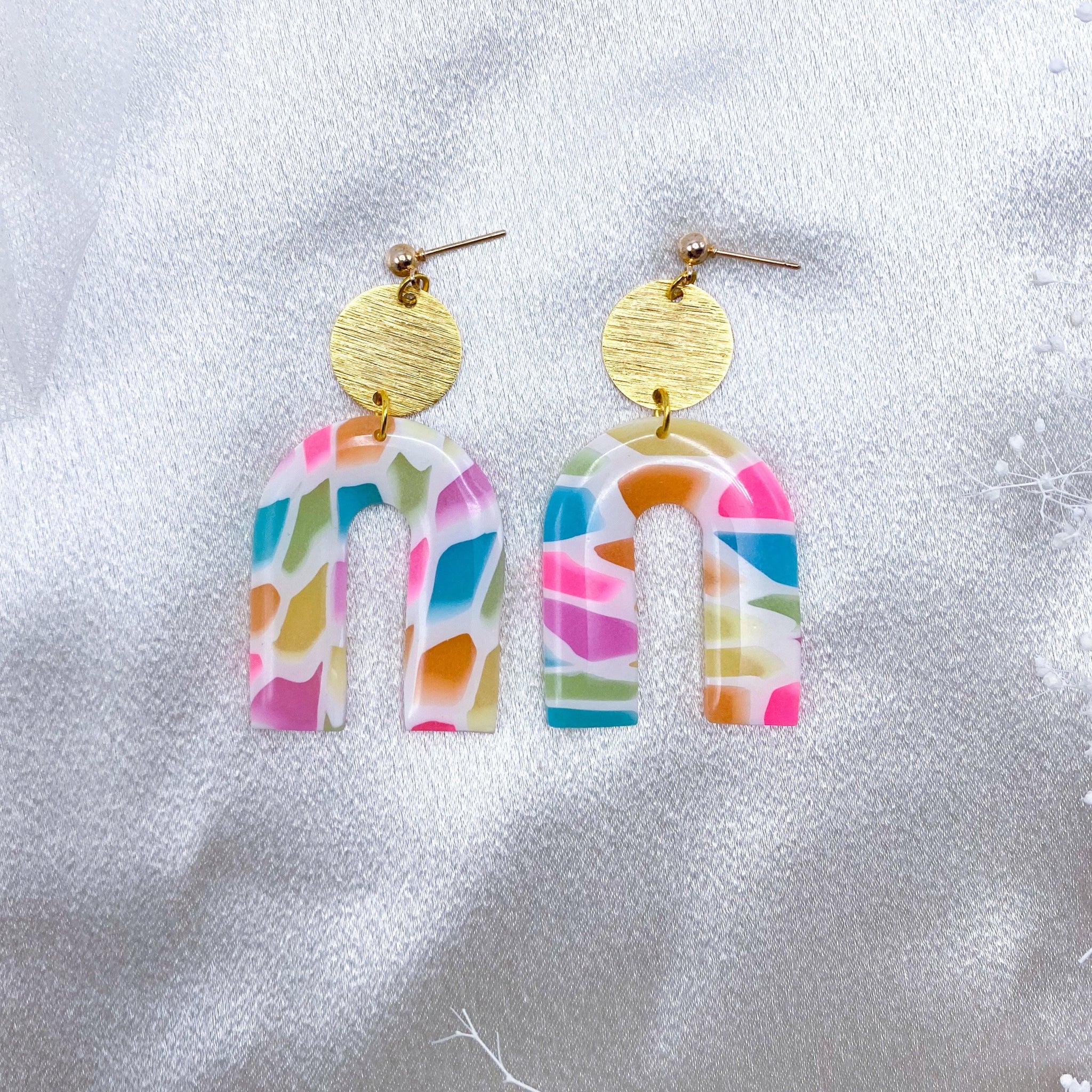Stained Glass: 14K Gold Plate Arch
