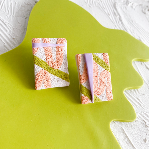 Cindy: Block Studs