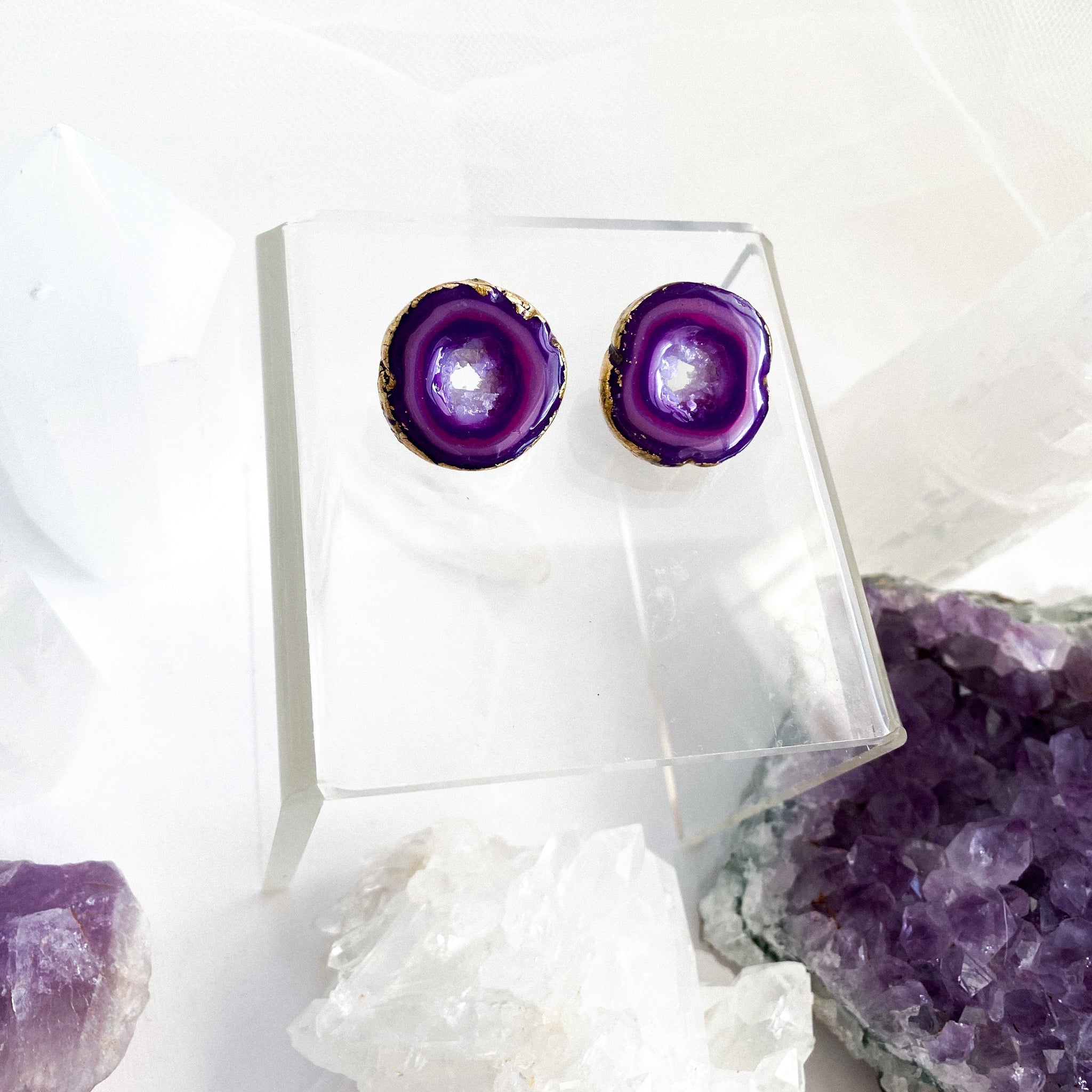 Glowing Agate: 1" Stud